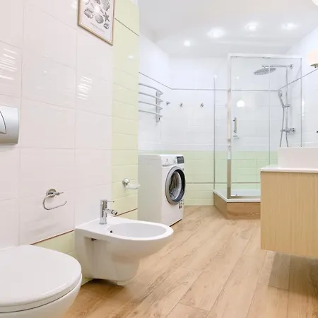 Port I, Sun & Snow *